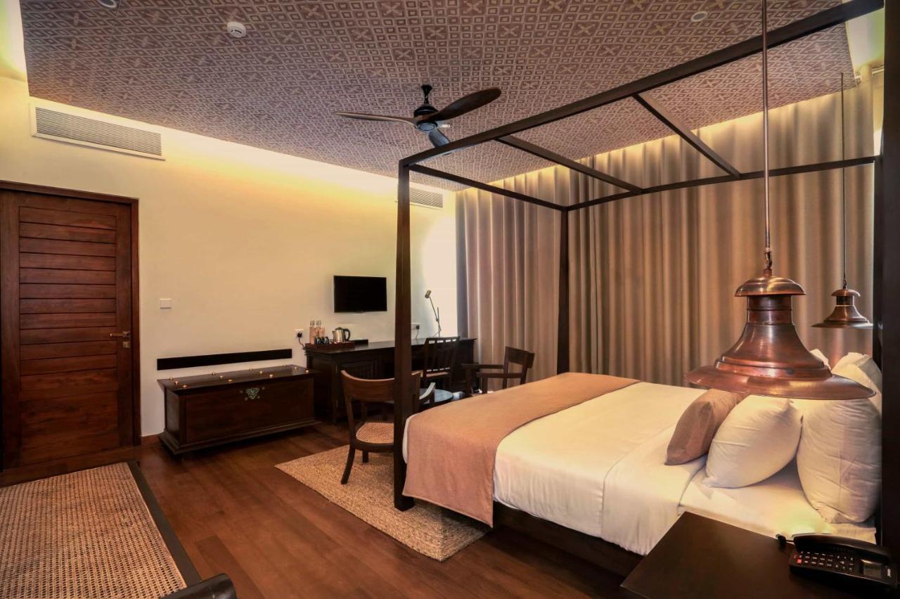 Rivora Heights Hotel Kandy Buitenkant foto