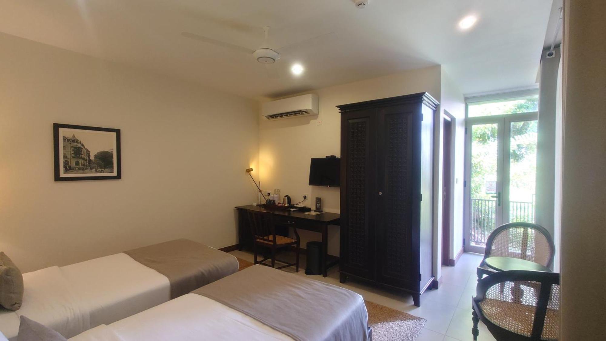 Rivora Heights Hotel Kandy Buitenkant foto